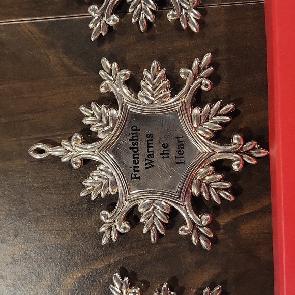 Lenox Sentiment Snowflakes Set of 3 Metal Ornaments - Picture 3 of 6